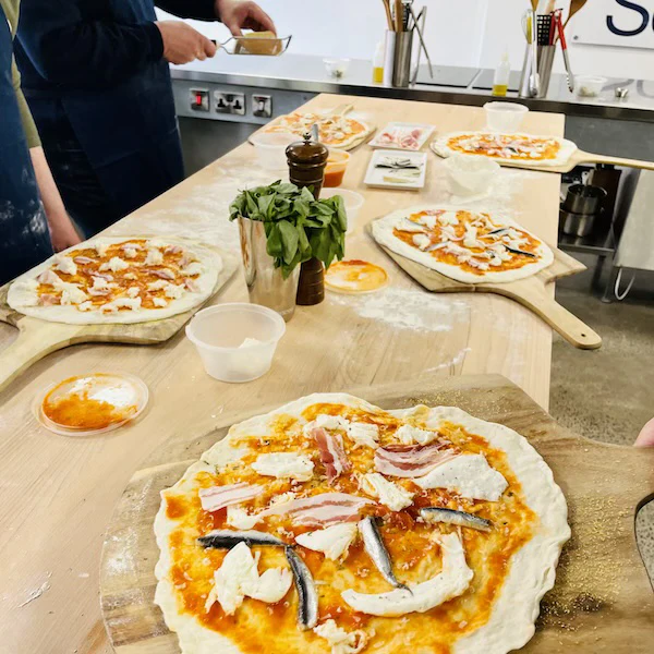 Pizzas at Home - Image 3